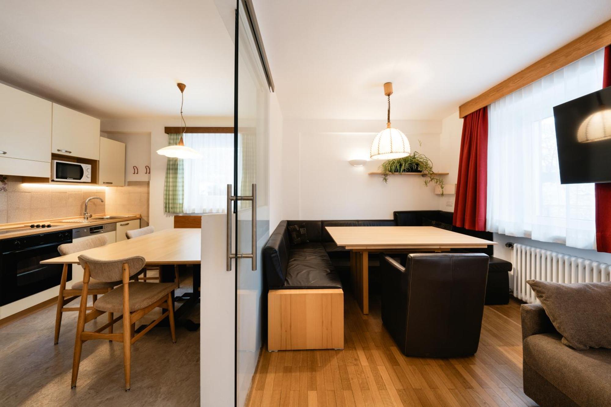 Appartchalet La Rondula Ortisei Bagian luar foto