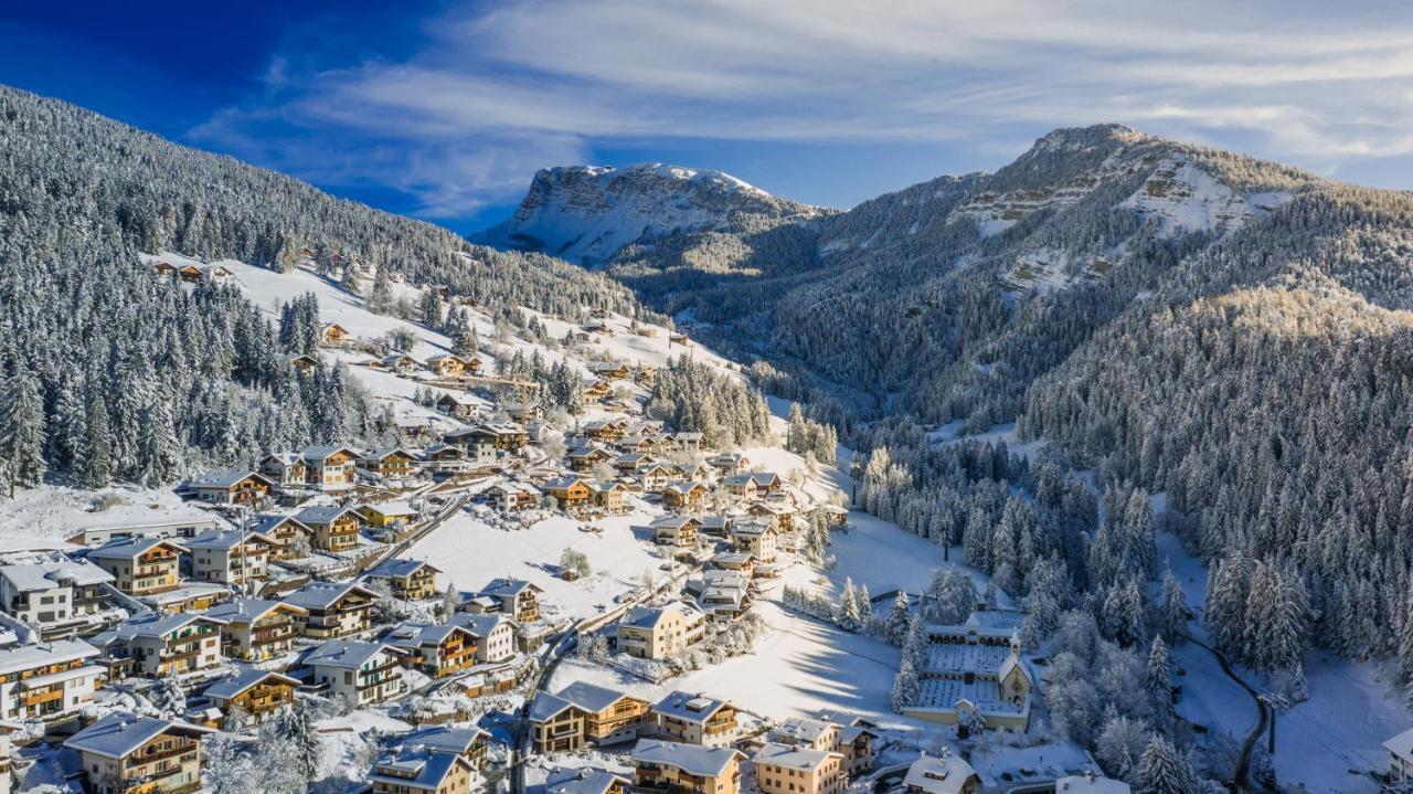 Appartchalet La Rondula Ortisei Bagian luar foto